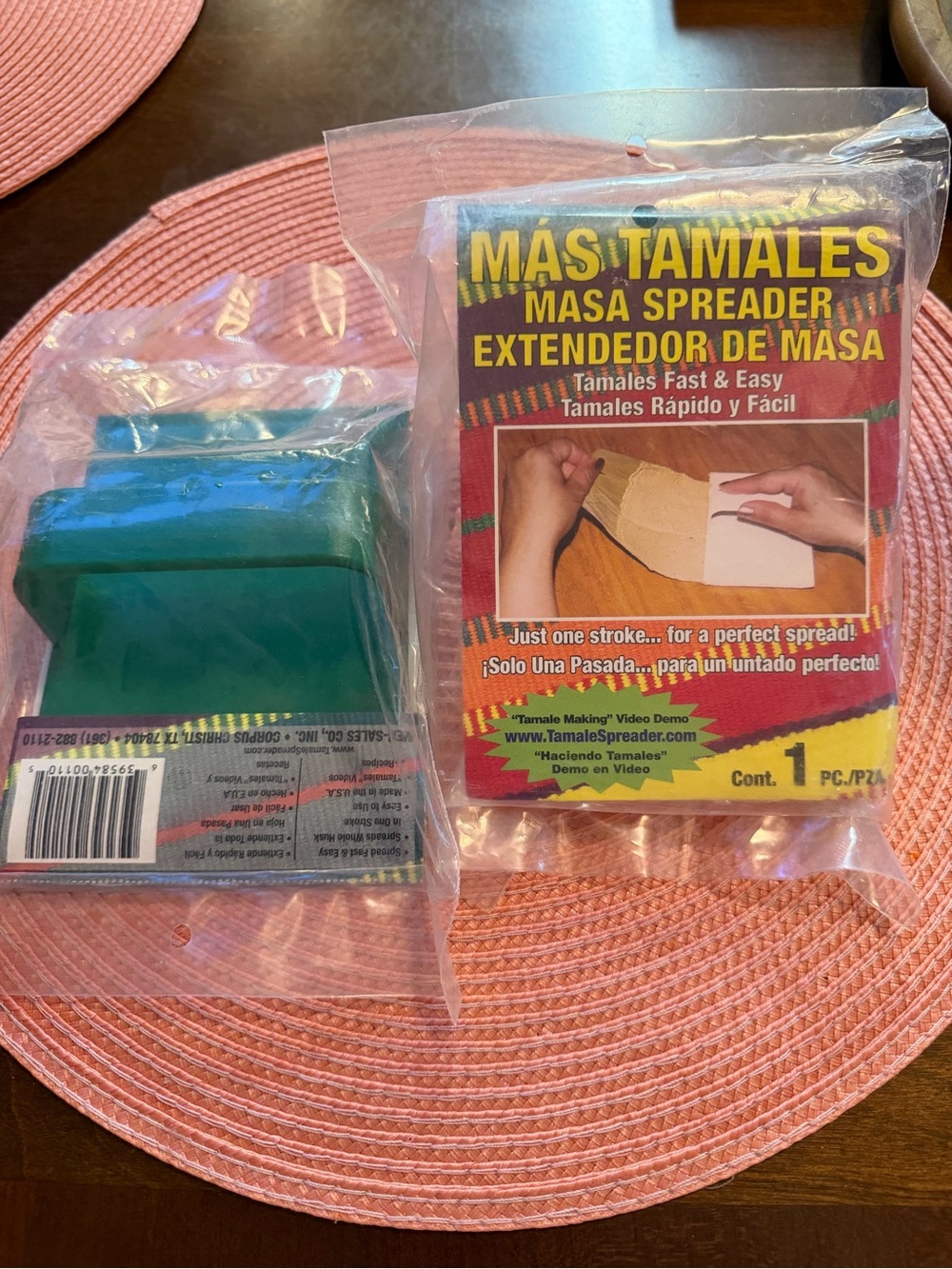 MÁS TAMALES Masa Spreader Tamale Masa Spreader - Red - Picture 2 of 5